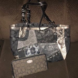 coach purse and matching wallet